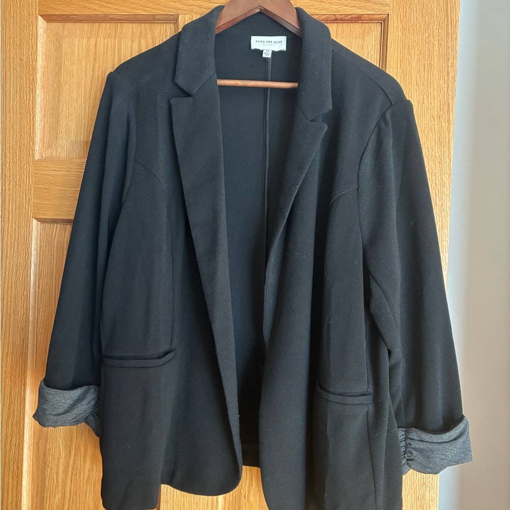Black Knit Women's Blazer with turned up cuff